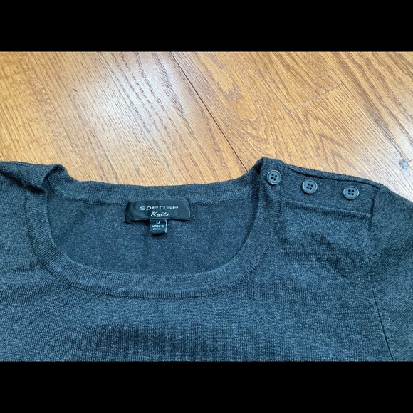 Top - Picture 3 of 4